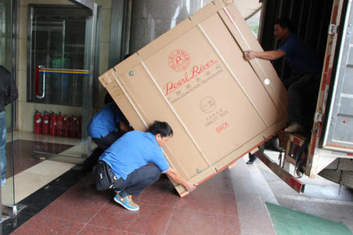 始兴钢琴贵重工艺品无忧运